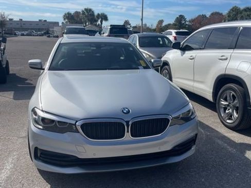 Used 2019 BMW 530i image 6