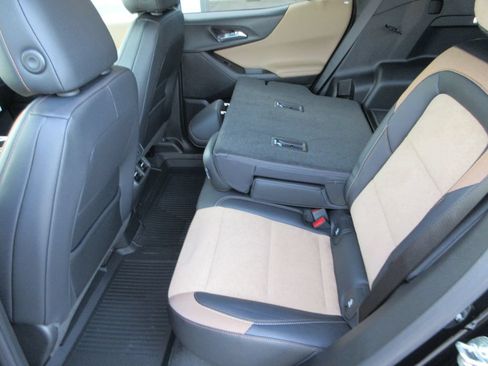 New 2027 Chevrolet Equinox ACTIV w/ Convenience Package III FWD image 13