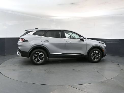 Certified 2023 Kia Sportage LX AWD/4WD image 6