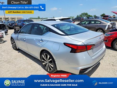 Used 2020 Nissan Altima 2.0 Platinum FWD image 3