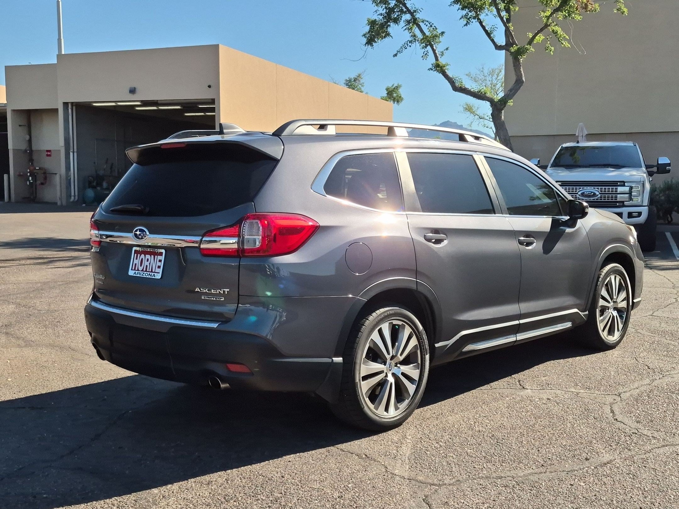 Used 2020 Subaru Ascent Limited w/ Technology Package AWD/4WD image 5