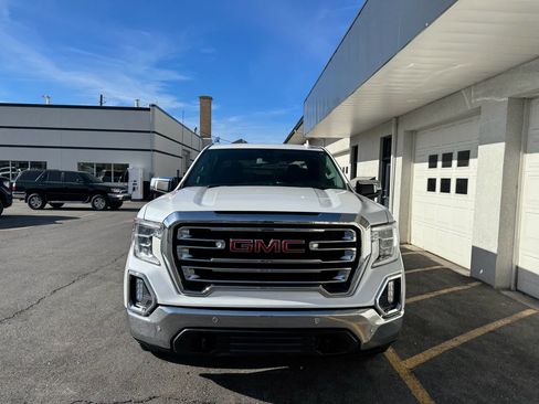 Used 2022 GMC Sierra 1500 SLT w/ Driver Alert Package II image 3