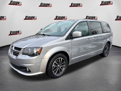 Used 2018 Dodge Grand Caravan GT image 1