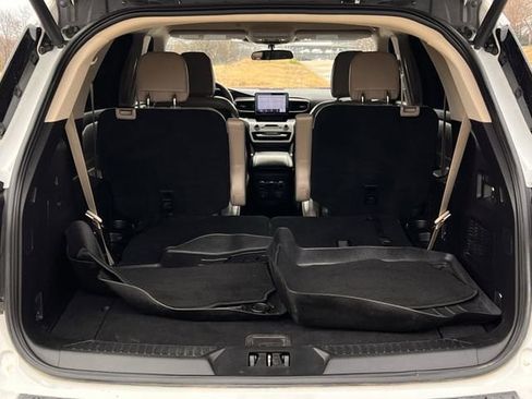 Used 2020 Ford Explorer XLT w/ Equipment Group 202A image 51