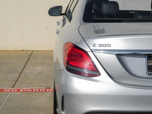 Used 2021 Mercedes-Benz C 300 C 300 w/ AMG Line image 46