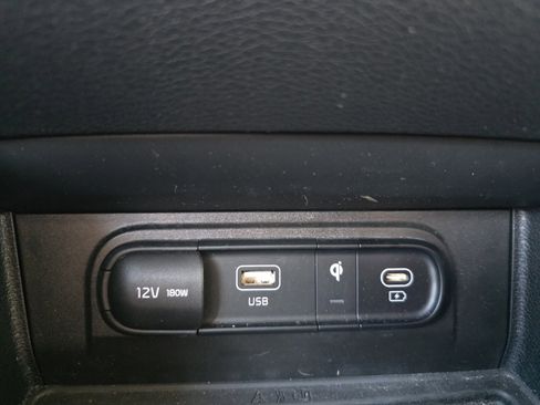 Certified 2023 Kia Sportage EX image 19