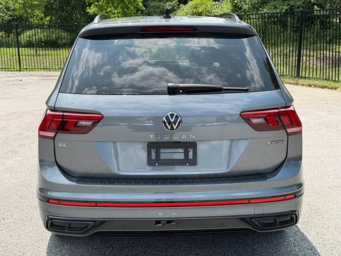 Used 2023 Volkswagen Tiguan SE R-Line AWD/4WD image 6