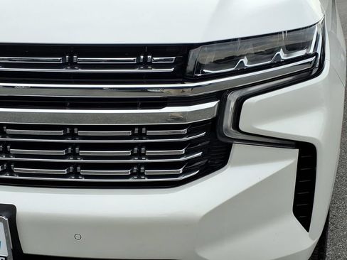 Used 2023 Chevrolet Suburban Premier AWD/4WD image 8
