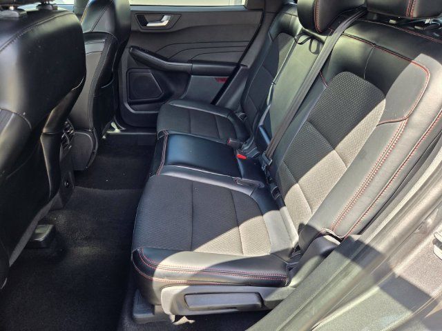 Certified 2025 Ford Escape ST-Line Select AWD/4WD image 14