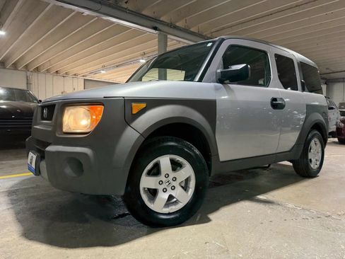 Used 2004 Honda Element EX image 2