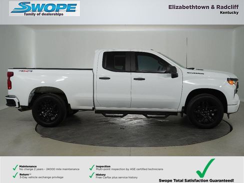 Used 2025 Chevrolet Silverado 1500 Custom w/ LPO, Dark Essentials Package image 2