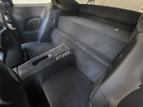 Used 2016 Porsche 911 GT3 RS image 25