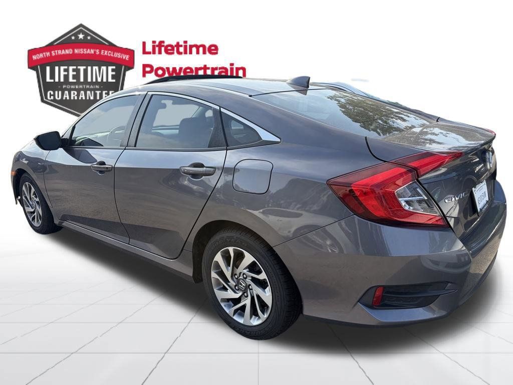 Used 2018 Honda Civic EX image 3