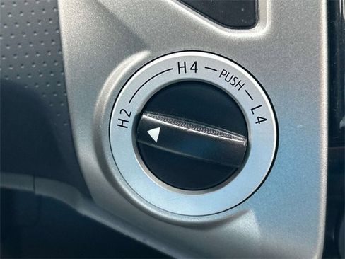 Used 2012 Toyota Tacoma 4x4 Double Cab image 35