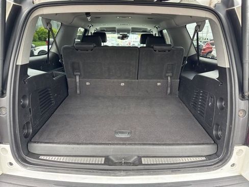 Used 2017 Chevrolet Suburban LT AWD/4WD image 21