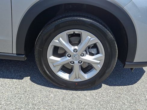 Certified 2025 Honda HR-V LX image 8