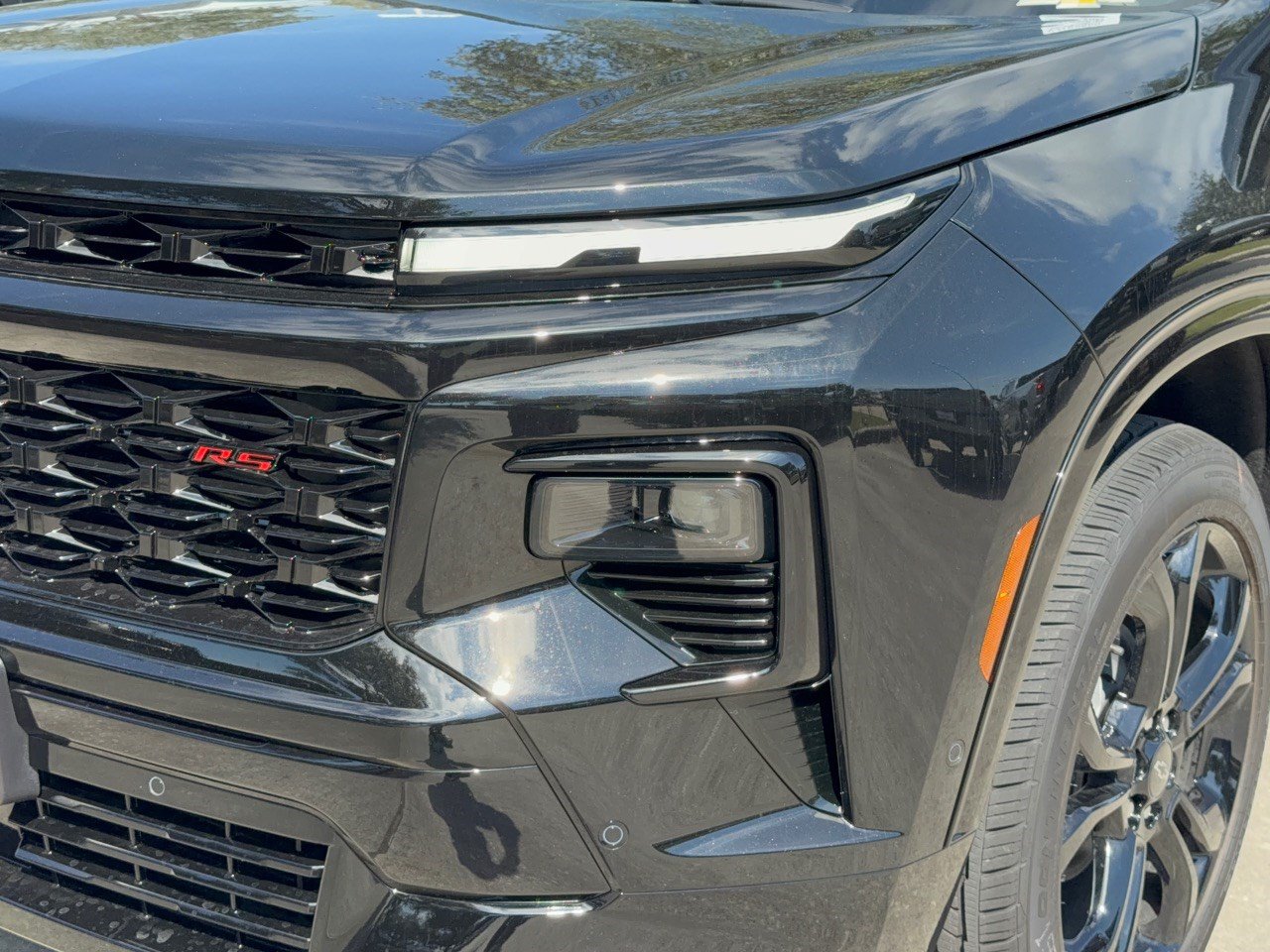 New 2027 Chevrolet Traverse RS FWD image 12