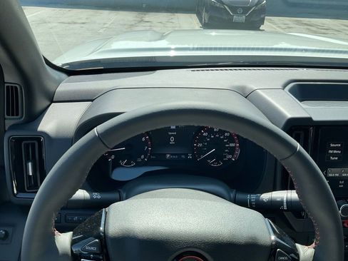 New 2025 Nissan Frontier PRO-4X w/ Pro Premium Package image 26