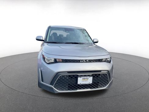 Used 2025 Kia Soul LX w/ LX Technology Package image 8