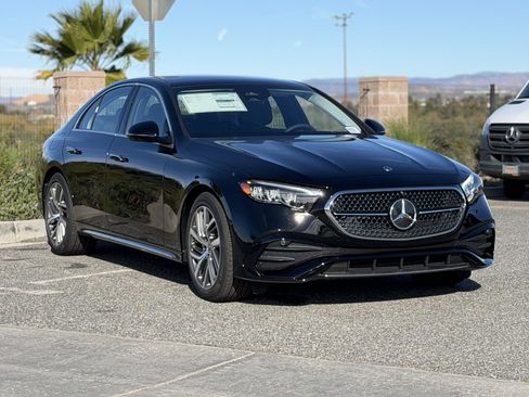 New 2026 Mercedes-Benz E 350 4MATIC Sedan image 7