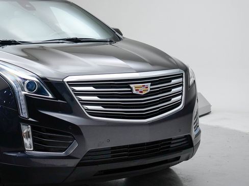 Used 2017 Cadillac XT5 Luxury w/ Driver Awareness Package image 23