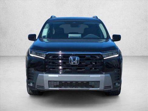 New 2026 Honda Pilot Touring image 6