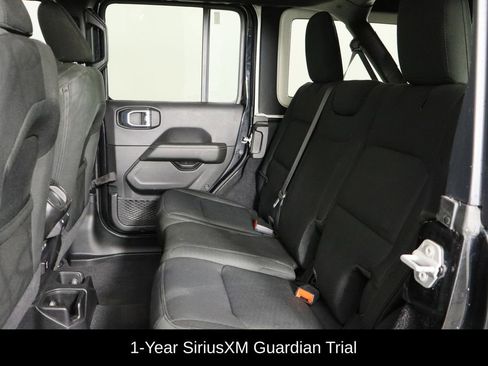 Used 2021 Jeep Wrangler Unlimited Sahara image 17