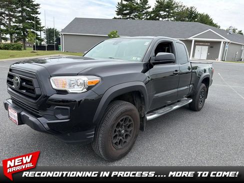 Used 2021 Toyota Tacoma SR w/ SX Package AWD/4WD image 1