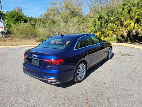 Used 2023 Audi A4 2.0T Premium w/ Convenience Package image 4