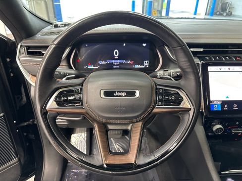 Used 2021 Jeep Grand Cherokee L Summit w/ Advanced Protech Group IV AWD/4WD image 14