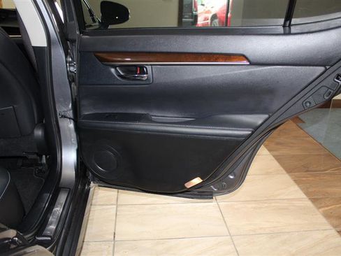 Used 2014 Lexus ES 350 w/ Premium Package FWD image 27