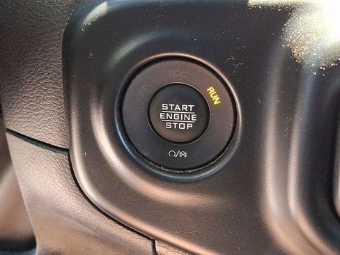Certified 2022 Jeep Wrangler Unlimited Sport AWD/4WD image 29