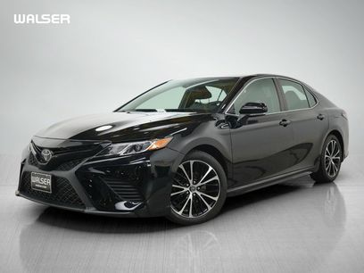 Used 2019 Toyota Camry SE w/ Convenience Package