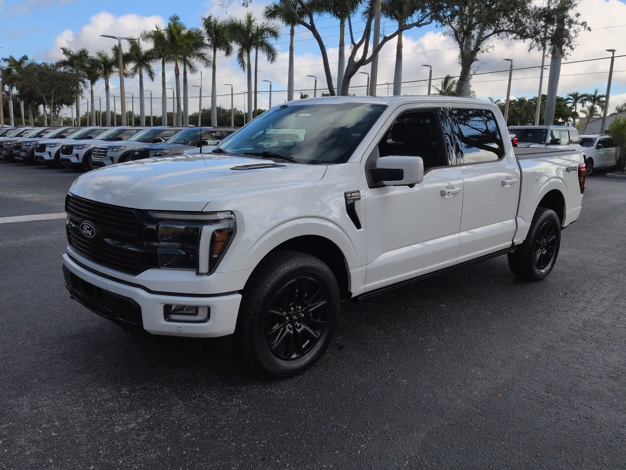 Certified 2024 Ford F150 Platinum w/ Equipment Group 702A High AWD/4WD image 8