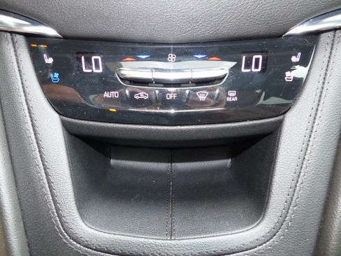 Used 2021 Cadillac XT5 Premium Luxury FWD image 54