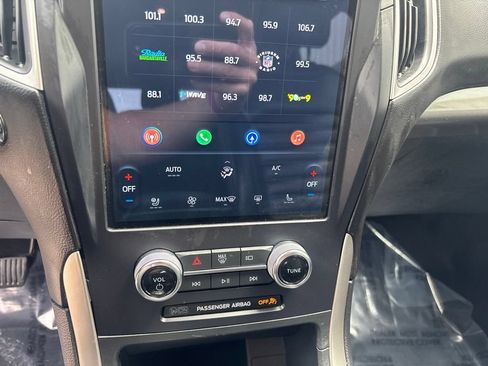 Used 2024 Ford Edge SEL w/ Convenience Package AWD/4WD image 18