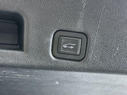 Used 2024 GMC Acadia Elevation w/ LPO, Floor Liner Package FWD image 30