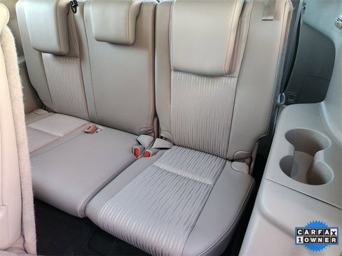 Used 2019 Toyota Highlander LE image 34