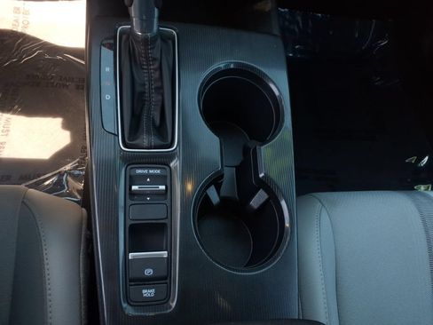 Used 2025 Honda Civic Sport image 15