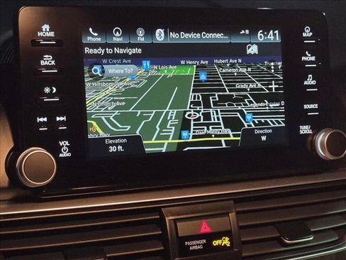 Used 2020 Honda Accord Touring image 7