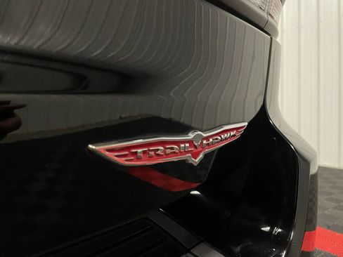 Used 2020 Jeep Grand Cherokee Trailhawk image 19