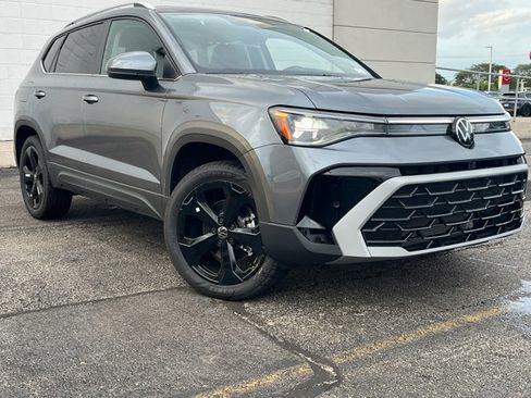 New 2025 Volkswagen Taos SEL image 2