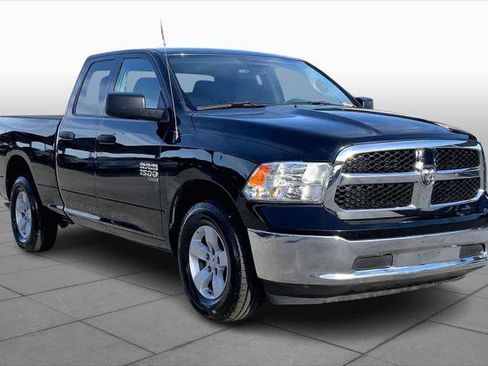 Certified 2024 RAM 1500 Classic SLT image 3