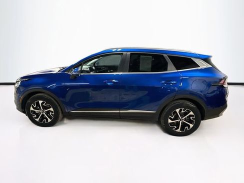 Used 2023 Kia Sportage EX image 4