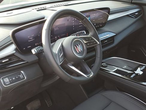 Used 2025 Buick Enclave Preferred w/ Trailering Package, 5000 lbs. image 8