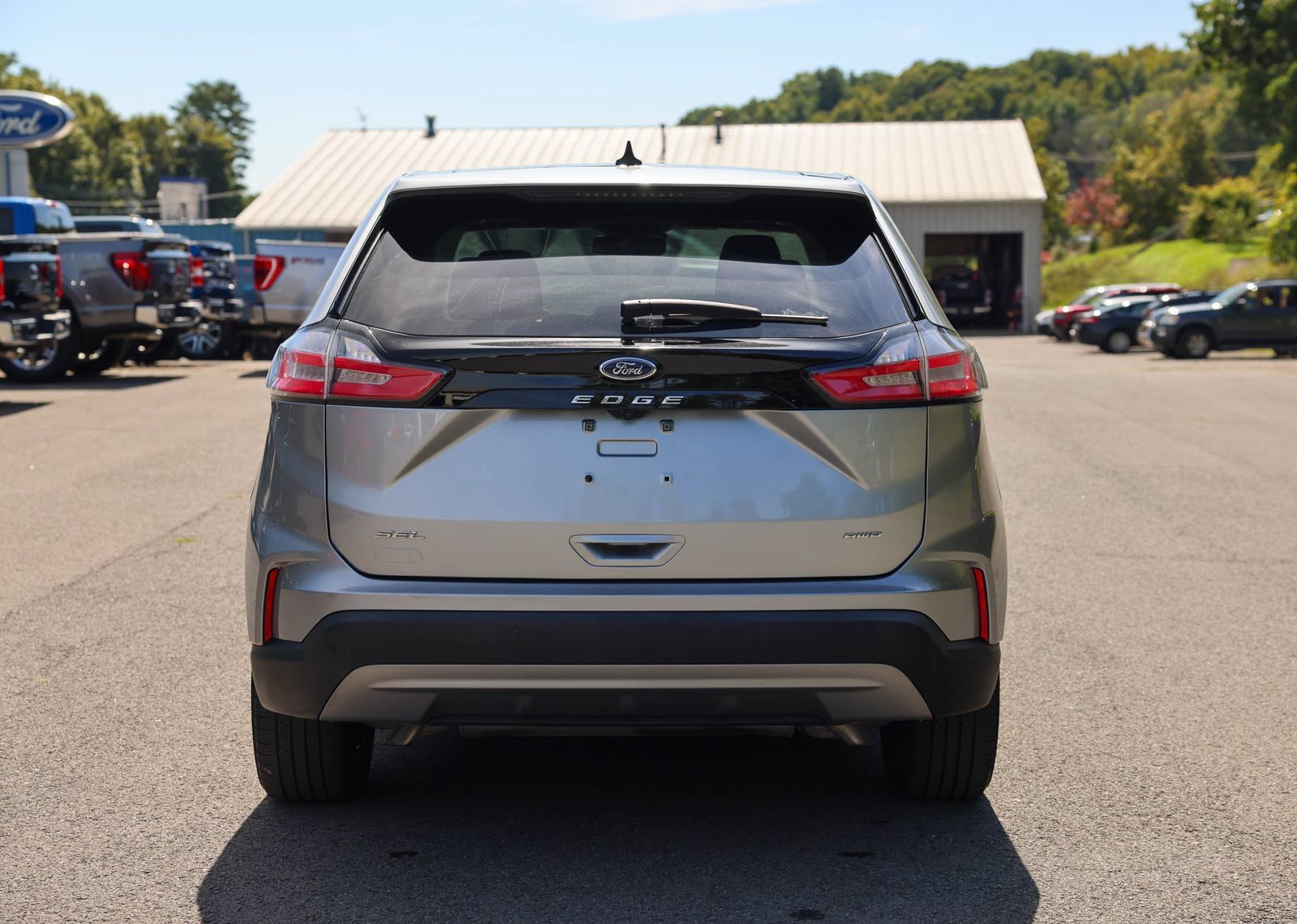 Used 2024 Ford Edge SEL w/ Convenience Package AWD/4WD image 6
