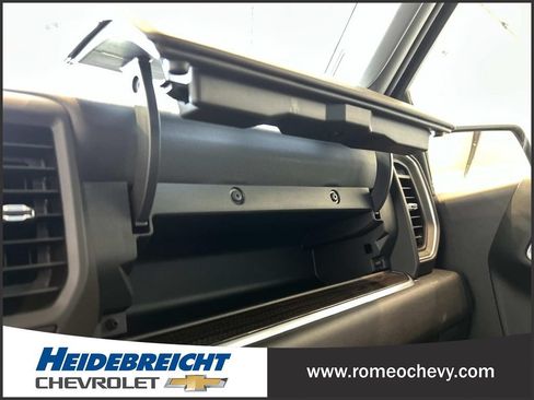 Used 2024 Chevrolet Silverado 1500 RST w/ Convenience Package II AWD/4WD image 27