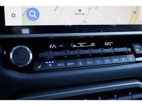 Used 2026 Toyota Sequoia Platinum AWD/4WD image 29