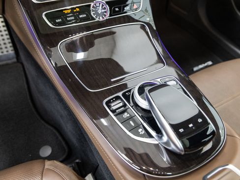 Used 2019 Mercedes-Benz E 63 AMG S image 20
