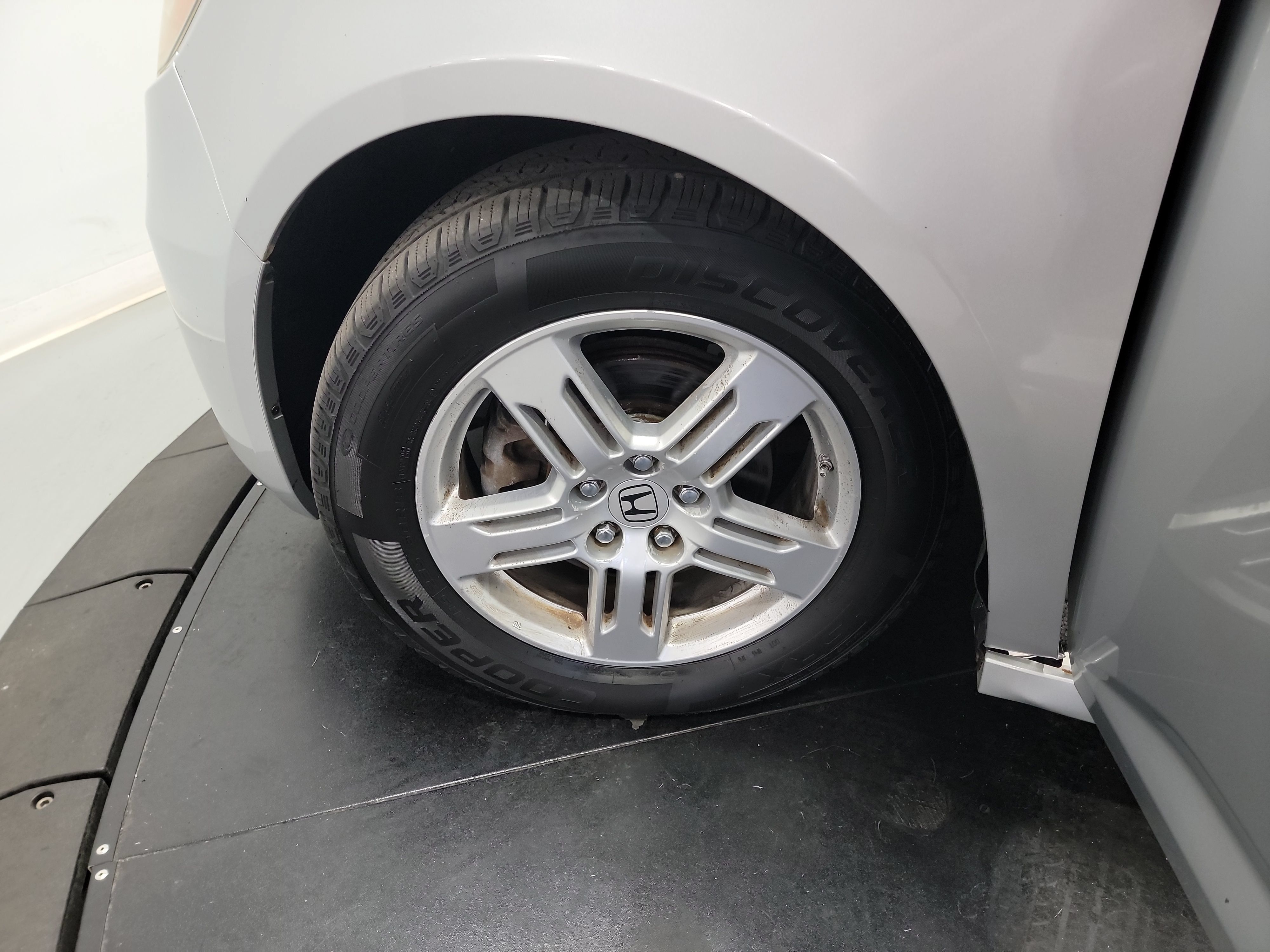 Used 2012 Honda Odyssey Touring image 30